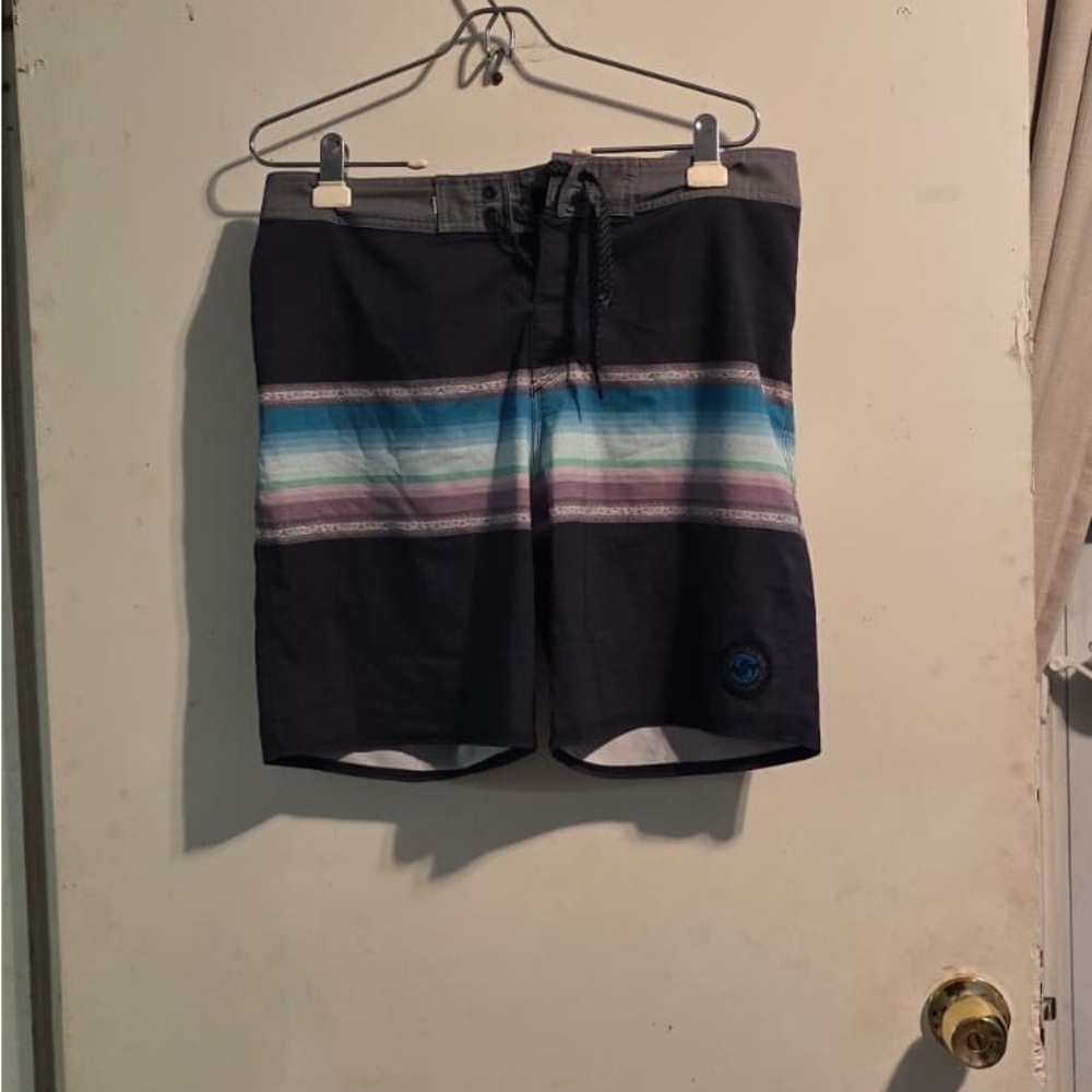 Quiksilver Men's Navy and Purple Board Shorts - Picture 2 of 16